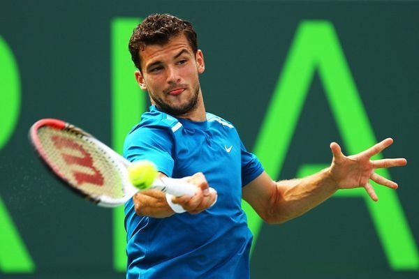 中屡屡救主 中屡屡救主