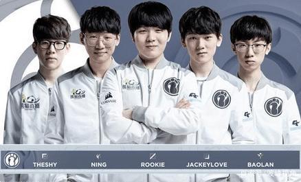 在首次亮相 在首次亮相